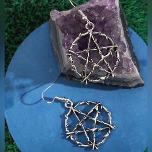 🆕 Silver Pentagram Earrings